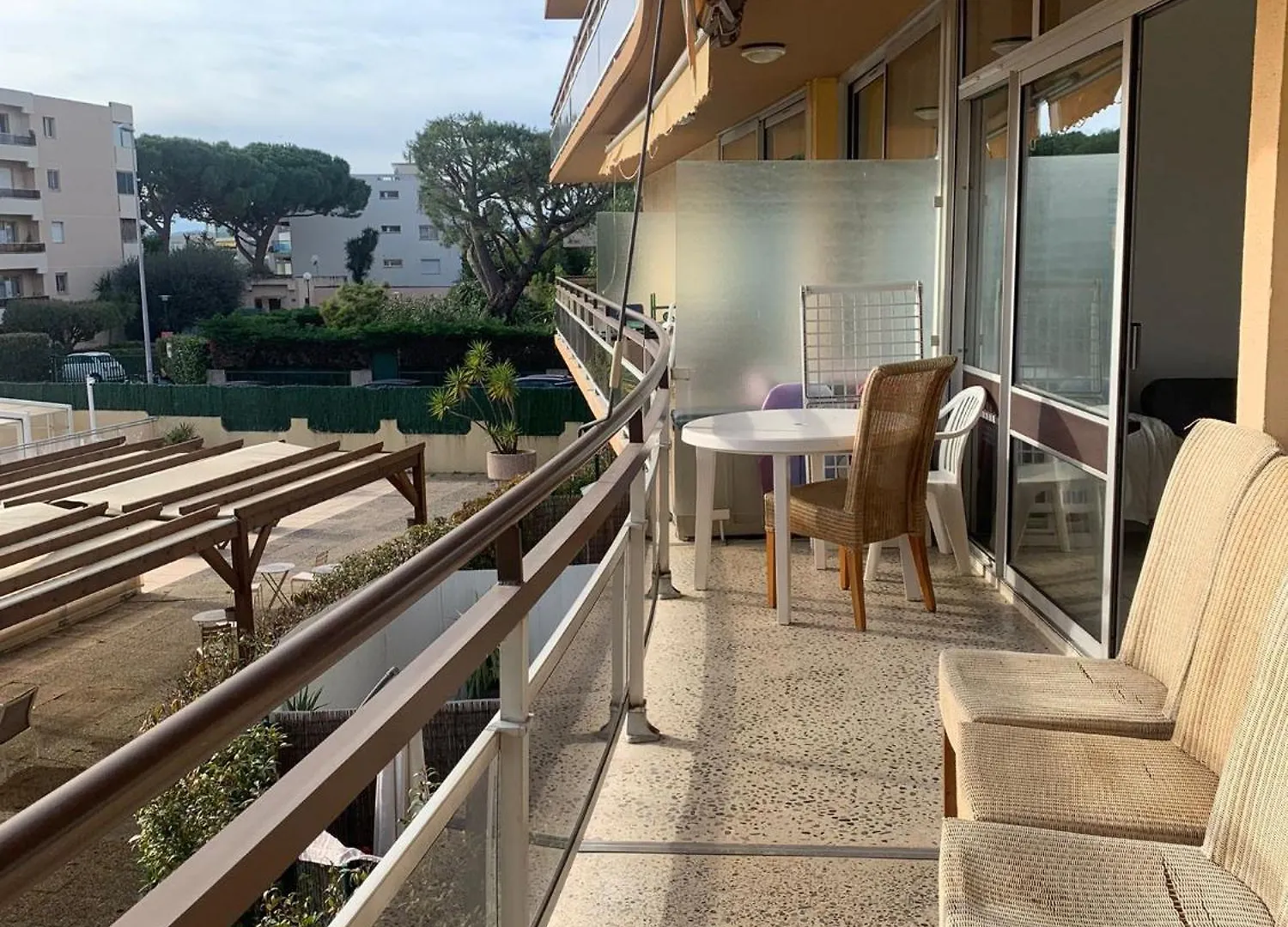 Apartment Heliotel Marine 4* Bord De Mer Saint-Laurent-du-Var 0*,