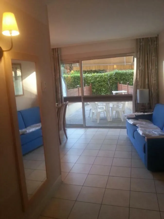 Apartment Heliotel Marine 4* Bord De Mer Saint-Laurent-du-Var