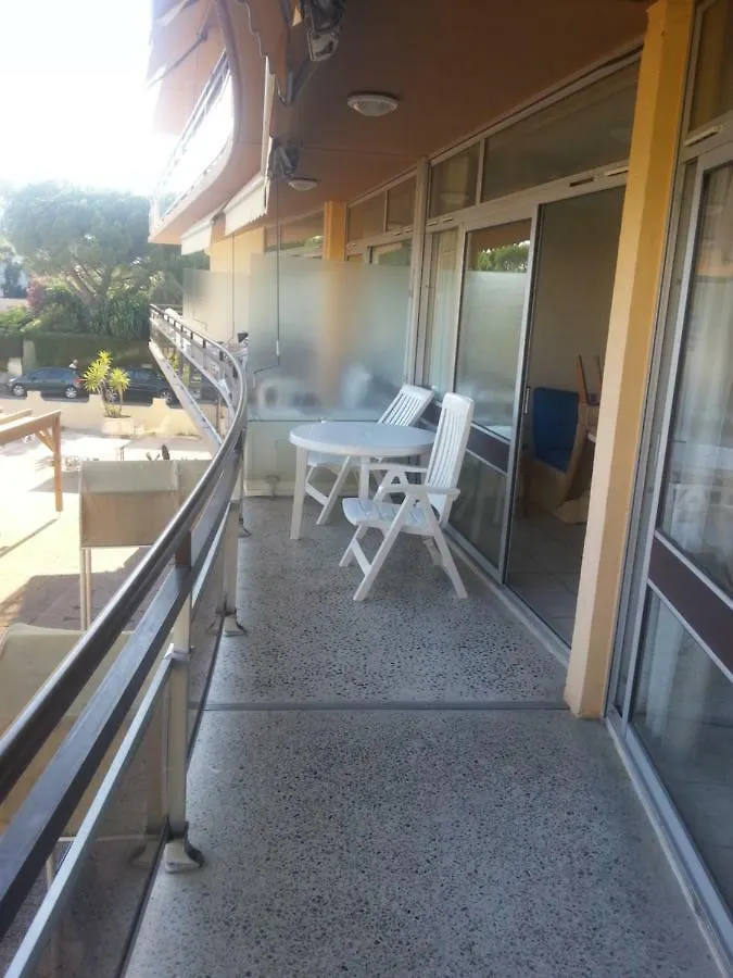 Apartment Heliotel Marine 4* Bord De Mer Saint-Laurent-du-Var 0*,