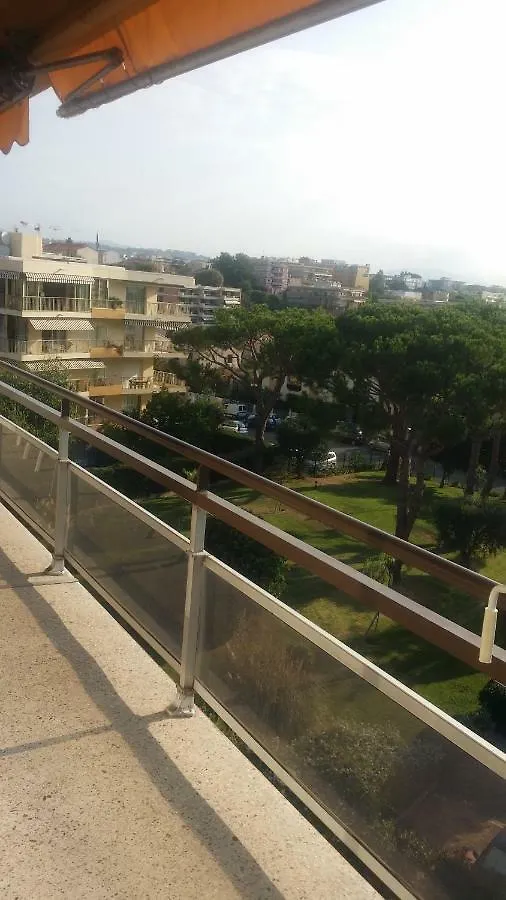 Apartment Heliotel Marine 4* Bord De Mer Saint-Laurent-du-Var 0*,  França